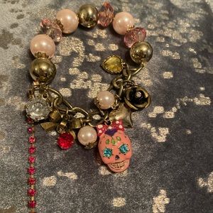 Betsey Johnson skull bracelet